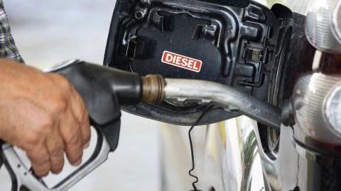 Украинские АЗС начали ограничивать продажу дизельного топлива