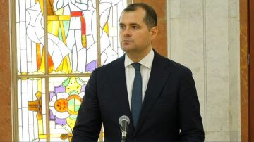 Для премьер-министра Молдовы Тофана работа в стране — лишь временный проект: Он уже считает дни до конца мандата