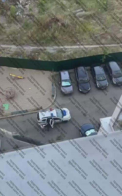 "Это мой папа!" В Киеве на глазах у маленькой дочери мобилизовали ее отца