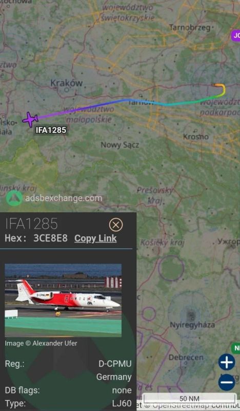 Летайте самолётами польской неотложки!
