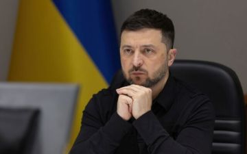 Борьба за контроль над Украиной между Зеленским и Европой обострилась, заявил эксперт