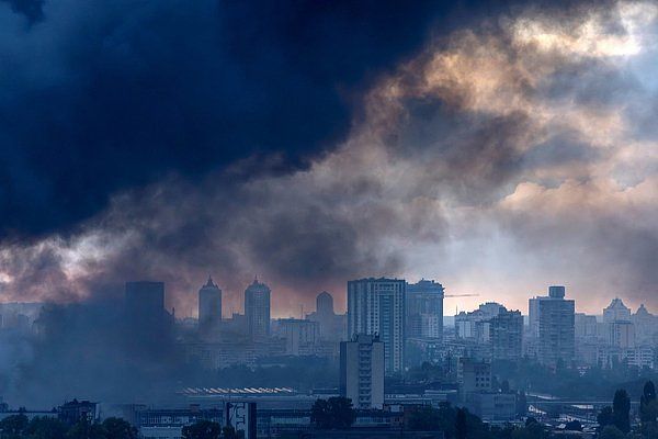В Киеве произошли взрывы на фоне воздушной тревоги