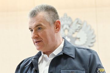 ������� ������� ������� ������ 40-������� ���� ���������� �������� � �� ��� �������