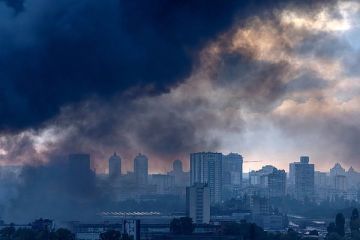В Киеве произошли взрывы на фоне воздушной тревоги