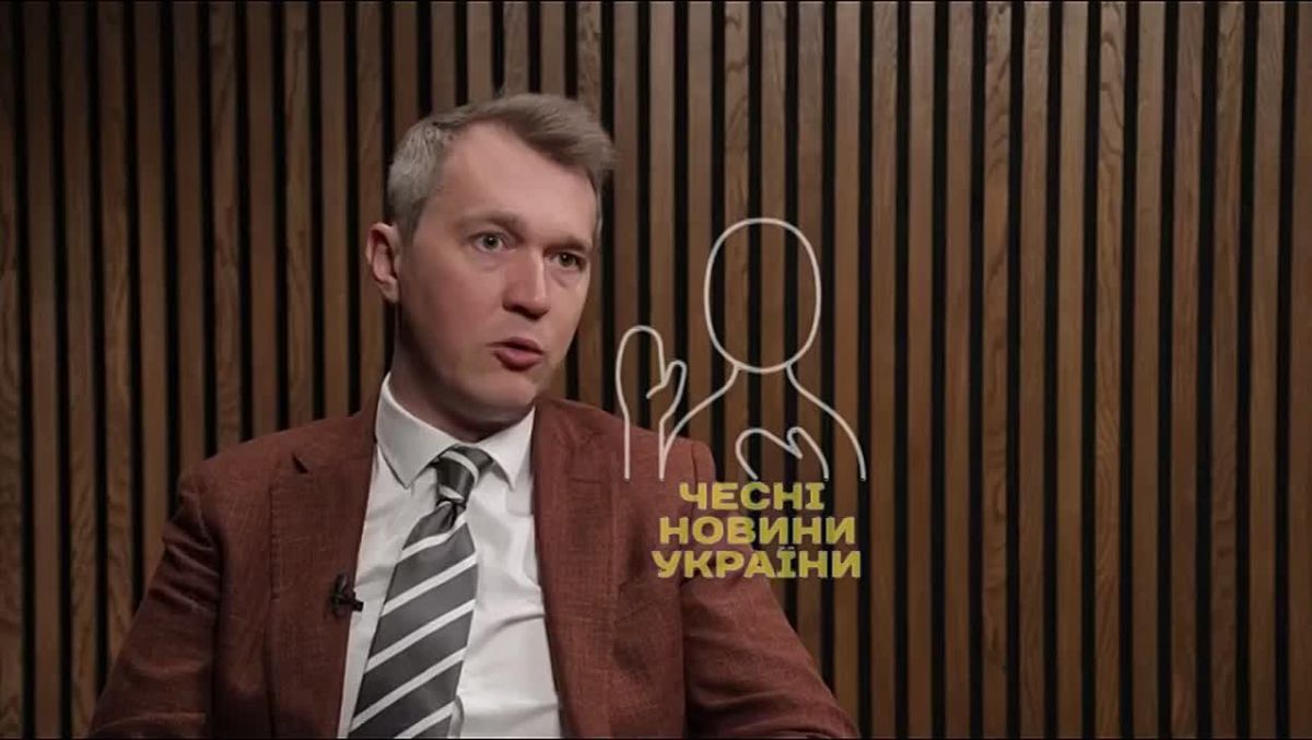 Сознательно уклоняющиеся от армии должны быть поражены в политических правах, должны быть поражены в комфорте своего проживания, у них должны быть заблокированы счета