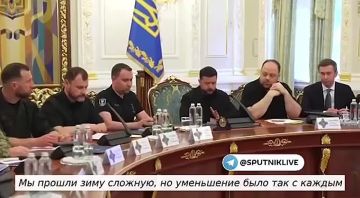Зеленский считает, что Запад не дает ему ракеты ПВО, чтобы сделать Украину более сговорчивой