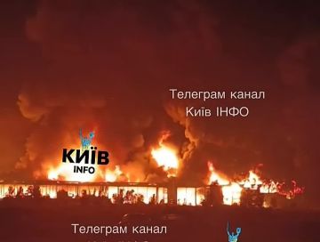 Киев в огне. Ночью произошли обмены ударами по логистическим компаниям