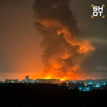 Киев под массированной ракетной атакой ВС РФ. В четырёх районах украинской столицы видны мощные пожары после прилётов