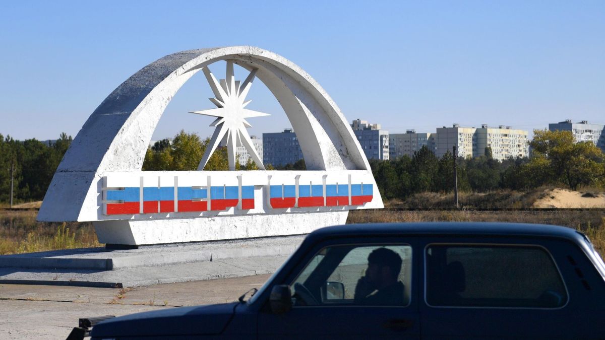 ВСУ используют все средства против мирного населения, минируют дорогу к ЗАЭС - "Росатом"