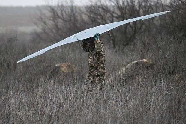 Губернатор Хинштейн: В Курской области мужчина погиб при атаке БПЛА, пострадали 6 человек