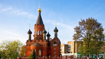 Во Львове клинику, подаренную УПЦ, освятили у раскольников