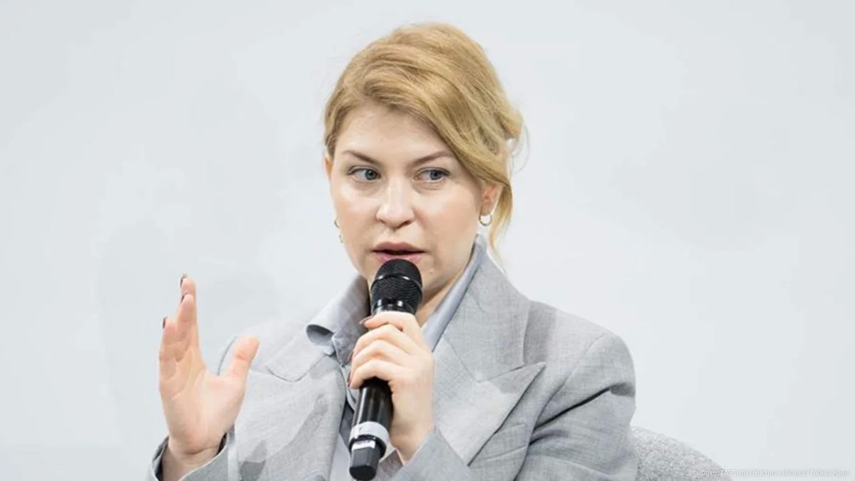Экс-посол Украины в США Ольга Стефанишина, уволенная три дня назад, расплакалась в суде из-за суммы залога, назначенного в рамках антикоррупционного дела