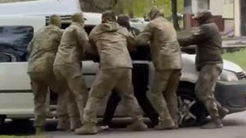 Закарпатского военкома отправили под суд за пытки в ТЦК
