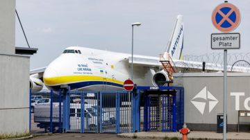 Посольство России в Берлине назвало инцидент с дроном в аэропорту Лейпцига наспех состряпанной провокацией, которая служит целям Киева и европейских милитаристов: