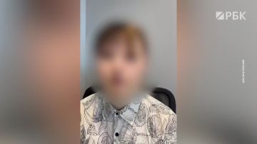 В Москве задержали более 20 человек, работавших в криптообменниках в бизнес-центре «Москва-Сити», через которые легализовались деньги жертв телефонных мошенников, сообщает Центр общественных связей (ЦОС) ФСБ