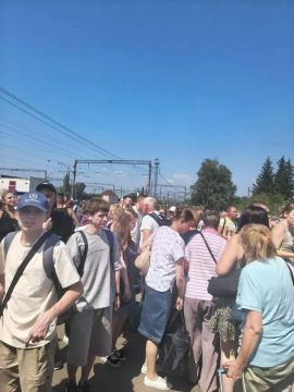 На Украине сегодня часть поездов задерживается на 10-12 часов