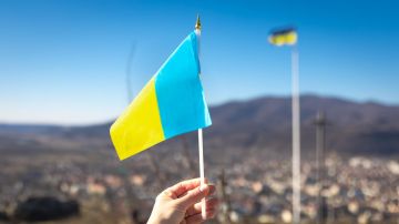 Залужный обошёл Зеленского, банки готовят блокировки, Европа в опасности. Главное к этому часу