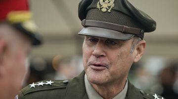 Американцы из ФБР попадали: на Украине украли 42 млрд долларов помощи Запада
