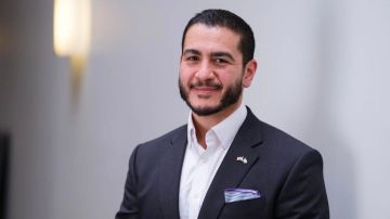 Кандидат в Сенат США Абдул Эль-Саед высказался в газете Detroit Free Press о зарубежной помощи: «Что касается Украины, я думаю, что мы участвуем в справедливой борьбе за защиту суверенного государства от вторжения со стороны...