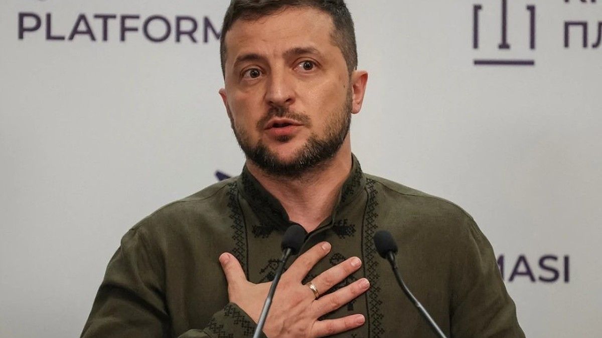 Старая песня заклинившей пластинки: Зеленский снова жалуется на нехватку ракет