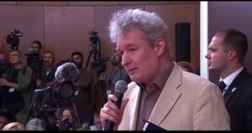 "Что мы можем конкретно сделать, чтобы помочь вам убить больше русских?"