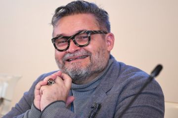 Историк моды Васильев заявил, что не хочет говорить о конфликте России и Украины