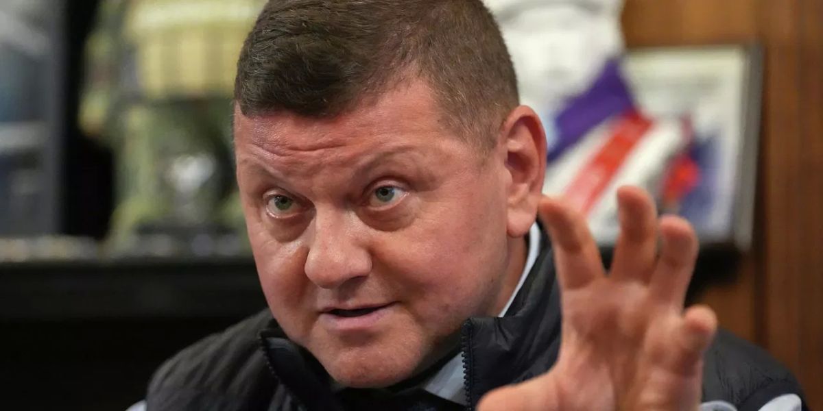 Залужный сделал ход: реальность бросает вызов украинству