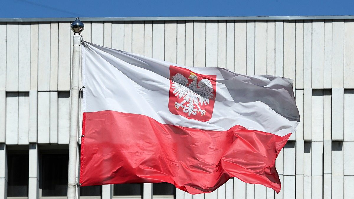 Трое поляков избили украинца, укравшего пиво из магазина