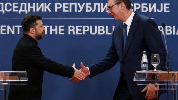 Политик Йованович: приезд Владимира Зеленского в Белград был излишним