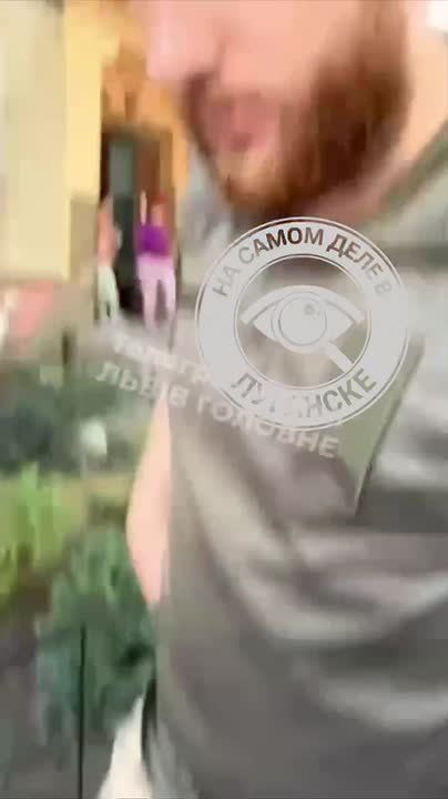 Бандиты ТЦК разбили мужчине голову во Львове, а его дочь забрызгали из баллончика
