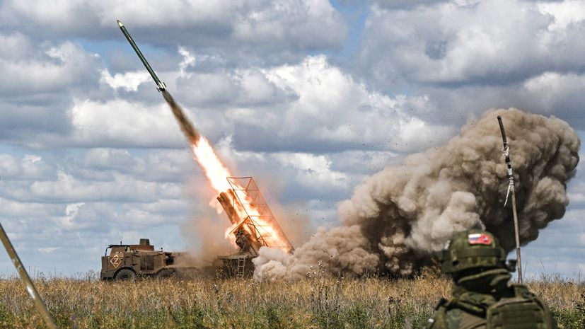 Групповой удар высокоточным оружием: ВС РФ поразили военные предприятия и логистические центры в Киеве и Запорожье