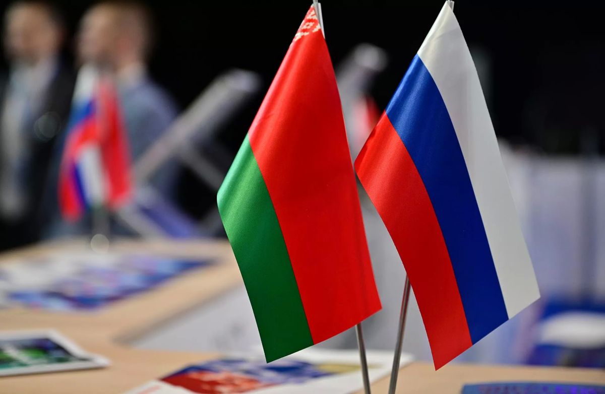 Украина пытается втянуть Белоруссию в конфликт против России – Галузин