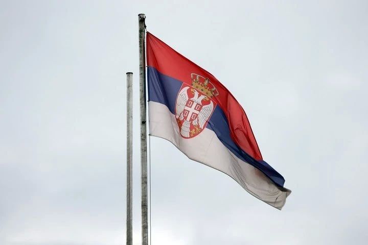 Сербия может отменить безвиз с Россией вслед за Черногорией, заявил министр по европейской интеграции Старович