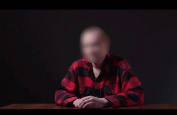 30-летний житель Красноперекопска вышел на связь с представителем главного управления разведки Украины. Для украинских спецслужб он следил за системой противовоздушной обороны и российскими военными