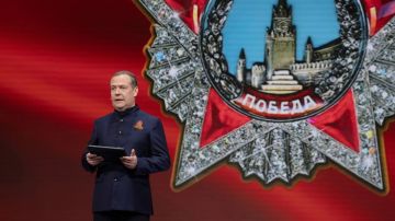 Россия победит в СВО, а противостояние с Западом продолжится - Медведев