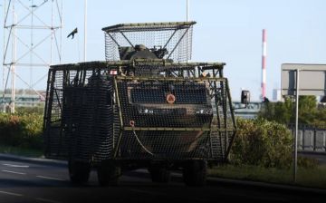 На военной технике польской армии заметили необычные решётки, сетки и защитные навесы, предназначенные для защиты от FPV-дронов
