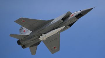 Обеспечивала топливом ВСУ: ВС РФ поразили базу горюче-смазочных материалов в порту Одесса