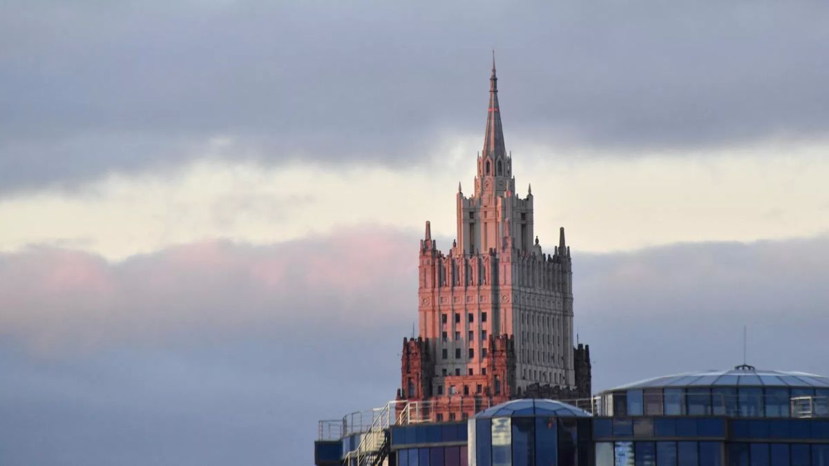 Киев продал более 5000 дронов криминальным группировкам в Европе – МИД