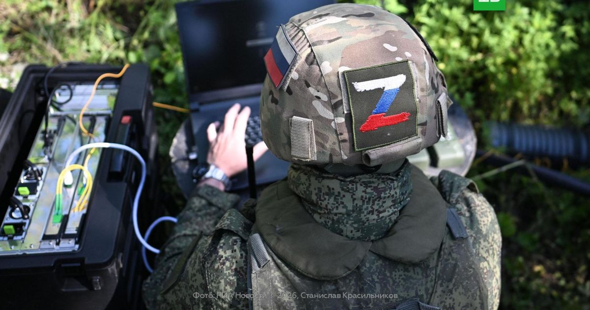 Российский разведчик в тылу украл карту и телефон с данными о расположении ВСУ