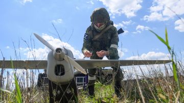 Минобороны РФ рассказало о поражении 15 судов, Локомотива и АЗС