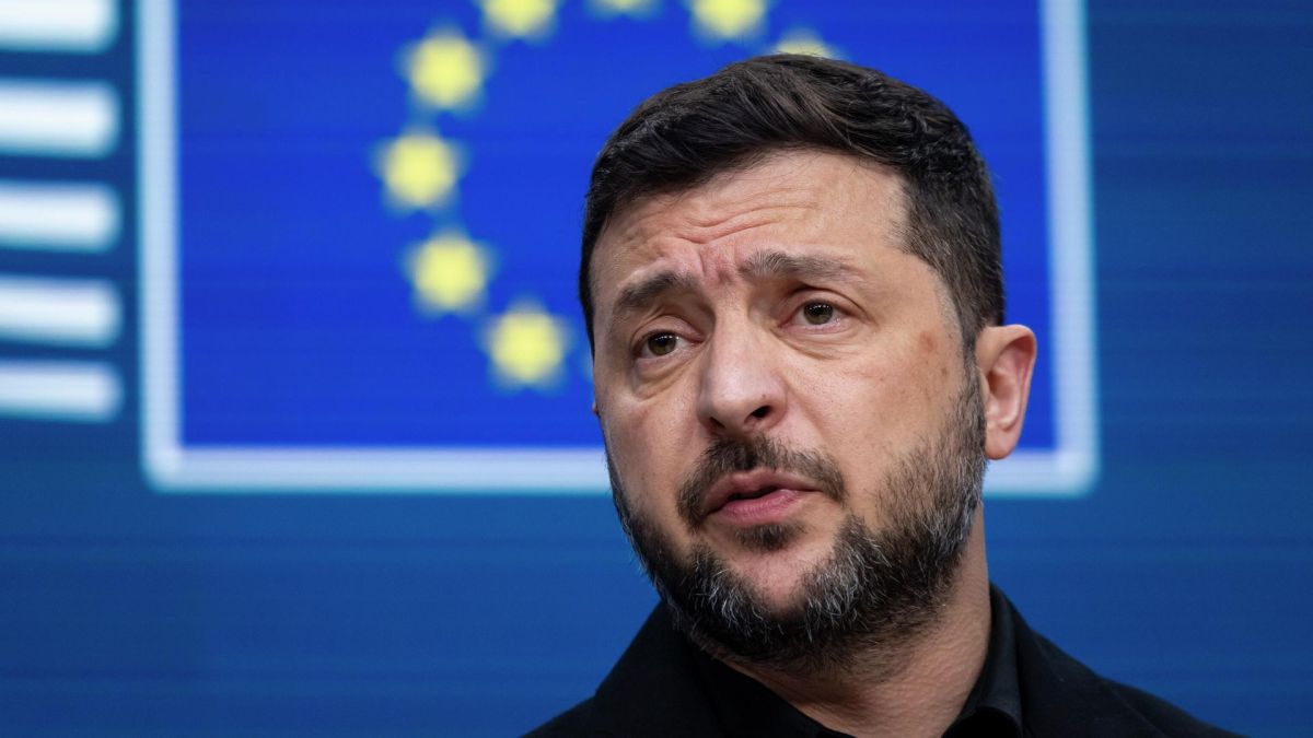Мендель заявила, что Зеленский своей политикой «превращает Украину в руины»