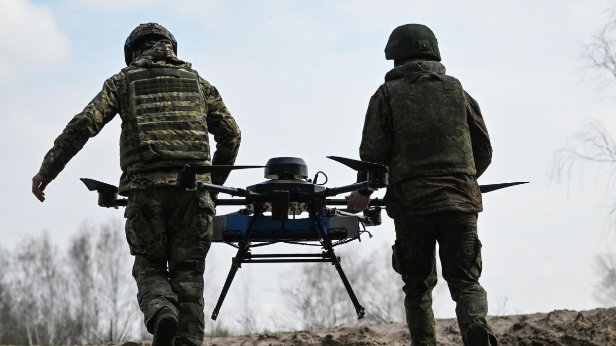 Клупов объяснил, что будет, если ВС РФ и ВСУ продолжат копировать друг у друга идеи по поводу дронов