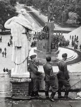 Снимок 1942 года — как таблетка для памяти