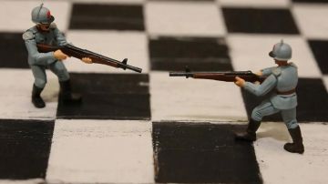 Ход конфликта на Украине изменят новые переговорщики? Что известно о Куке