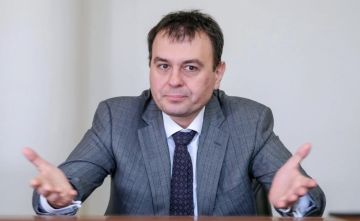 Состояние украинской экономики «в шаге от пропасти», заявил глава финансового комитета Верховной рады Гетманцев