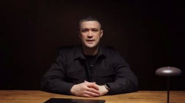 Бывший министр обороны Украины Михаил Федоров опубликовал большое видеообращение, где призвал астанавиться провести выборы несмотря на идущую войну, заявил о необходимости обновления власти для восстановления...