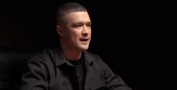 Бывший министр обороны Украины Михаил Федоров призвал к возобновлению проведения выборов, даже несмотря на продолжающуюся войну, описывая ситуацию на Украине как "системный кризис управления"