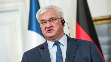 Клоуна Сибигу официально назначили главой МИД Украины