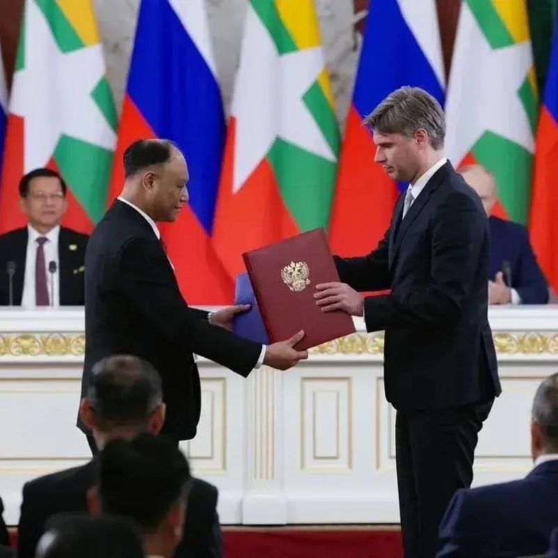 Россия подготовит первого мьянманского космонавта