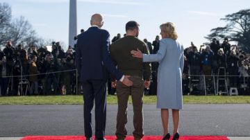 Запад захотел новых лиц: Зеленского заставляют идти на выборы против Фёдорова